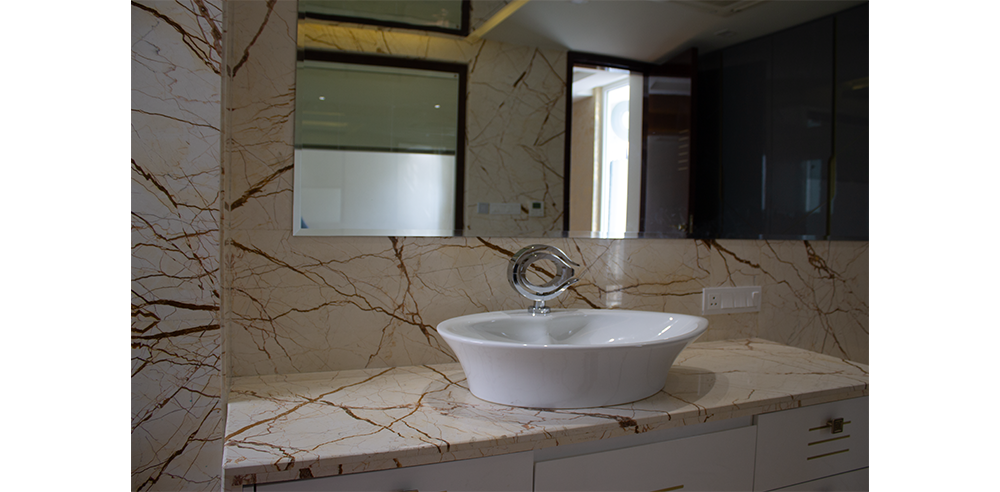 Master_Bed_Rm_Toilet_b